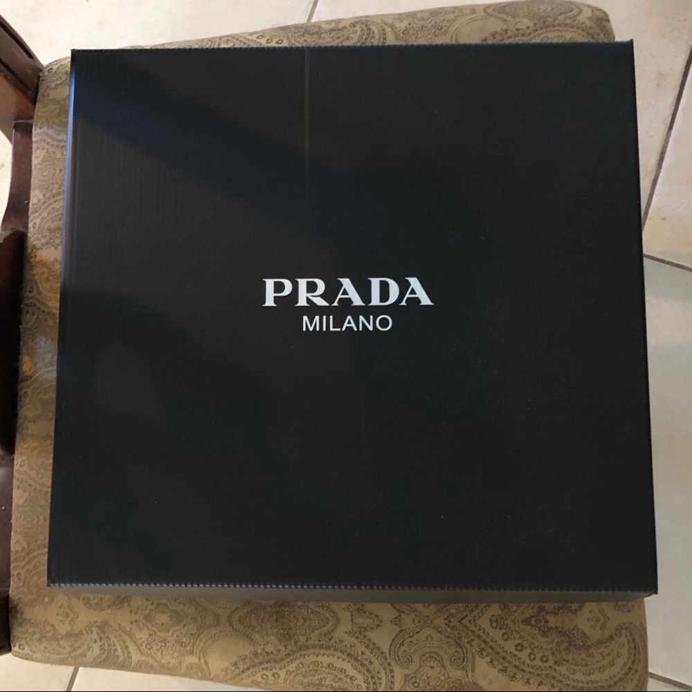 Prada box